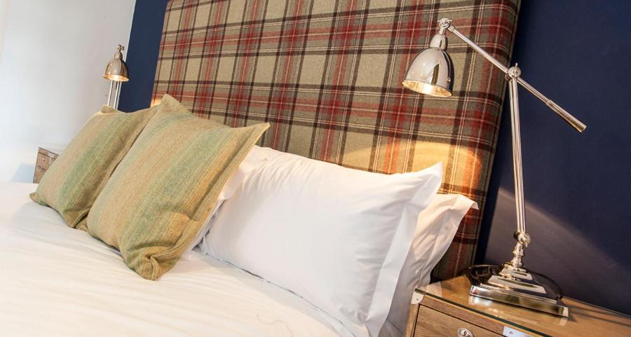 Sutherlands Guest House Kingussie Room photo